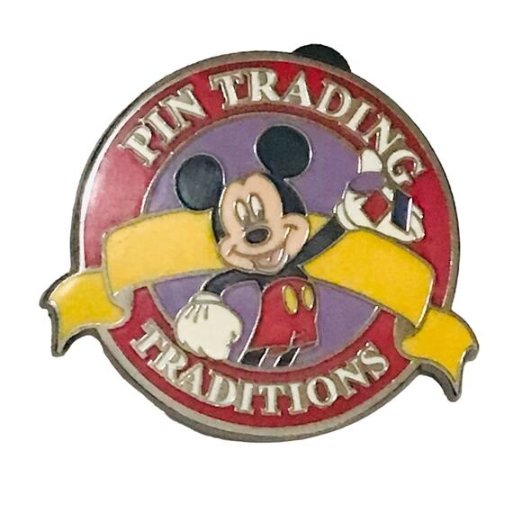 Disney Accessories - Disney Pin Trading Cast Member Traditions Pin 2006